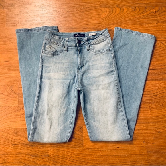 FASHIONNOVA Jeans - Picture 2 of 6